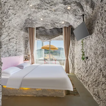 Shiyu Napianhai Cave Boutique Stay