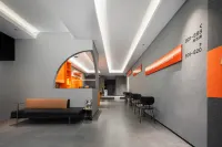 香蕉FUN酒店（深圳會展中心崗廈地鐵站店）