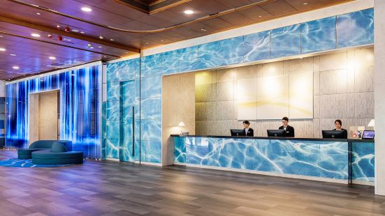 Hotel COZI Harbour View