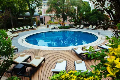 Avani Avenida Liberdade Hotel dekat Carmo Convent
