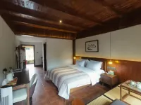 Jiuhuang Xinyi Homestay - con vista montagne