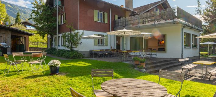 Brienz Youth Hostel Hotels in Interlaken