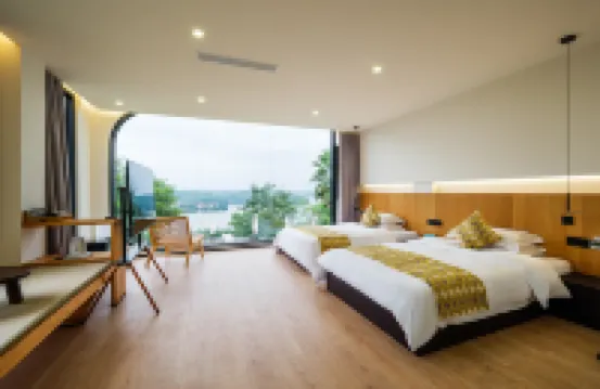 Floral Lux Hotel· Mianyang Yifang Huayu Hotel