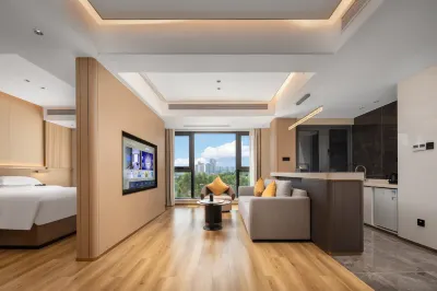 Jiangmen Pengjiang Poltton Executive Apartment Отели рядом с достопримечательностью «Пассажирская станция нань»