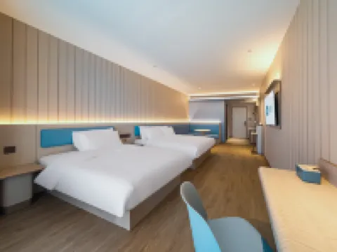 HanTing Hotel (Xinyang Huaibin Xiya Meiyue Plaza) Hotels in Huaibin