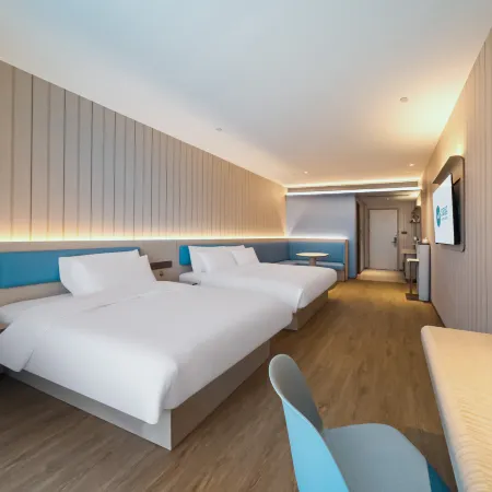 HanTing Hotel (Xinyang Huaibin Xiya Meiyue Plaza)