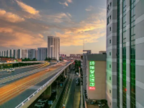 Lüno Zhixuan Hotel (Olympic Sports Center Huayuan) Hotels near Party School of CPC Tianjin Municipal Committee