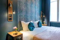 Hotel Glasgow Monceau by Patrick Hayat