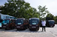 Swan Lake hotel (Taierzhuang Ancient City Scenic Area Branch) - موقف سيارات