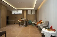 Home Inn Rui Bai · Cloud Hotel (Gushi County Phoenix Avenue)