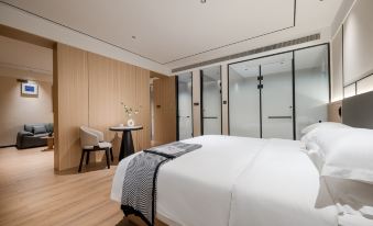 Rezen Select Hotel (Zunyi Zheng'an Guitar Culture Square County Government Branch)