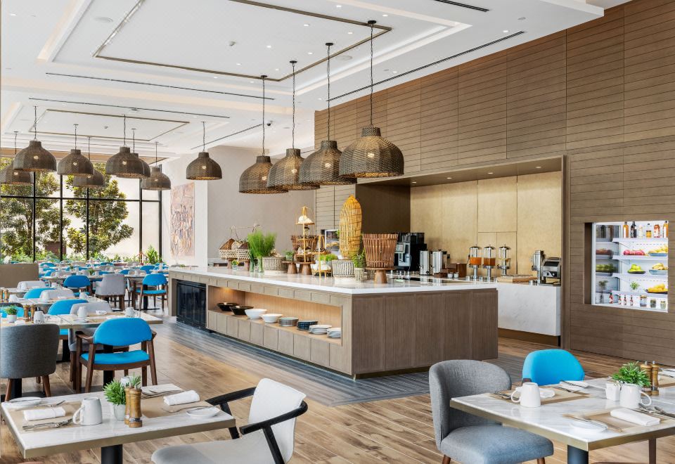 3. 더블트리 바이 ..