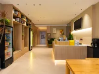 Feile Hotel (Luoyang Longmen High speed Railway Station Branch) Hotels near Luo Long