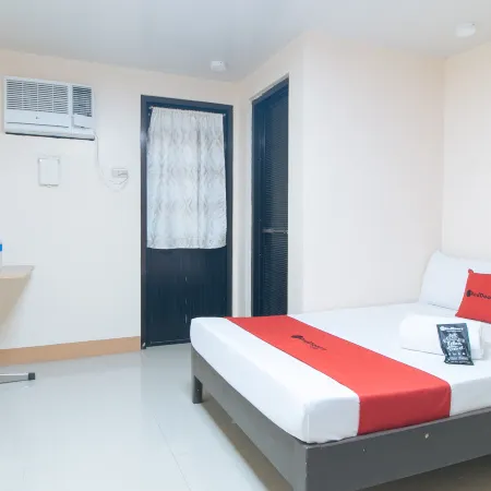 RedDoorz @ Isabelita Hotel Tuguegarao City Hotéis em Cagayan