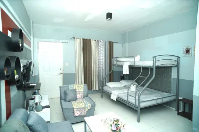 ロッカ デル ガルダ リゾート リサール・システム, ビナングナン・キャンパス大学周辺のホテル