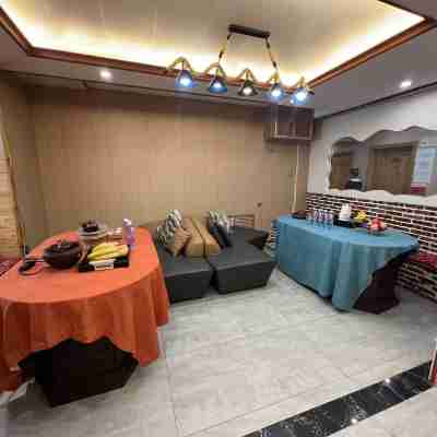 藍馨夢觀雪閣假日酒店（雪鄉雪韻大街店） Dining/Meeting Rooms