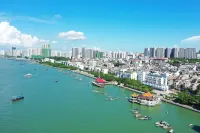 Beihai Yihai Qingcheng Seaview Hotel (Old Street Underwater World Shop) Hôtels à proximité de : Fishery Administration Wharf