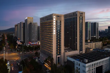 Lis Hefei innovation Industrial ParkLongfor Light Years Hotel Отели рядом с достопримечательностью «Anhuixinhua College»