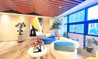 Xingjing Hotel (Guiyang Future Ark Store)