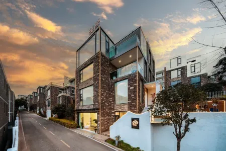 Dali Mantu Seaview Villa Inn Отели рядом с достопримечательностью «Yuxi University of Applied Technology»