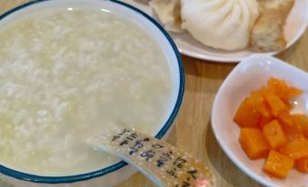 Shangri-la da le zhi ye homestay