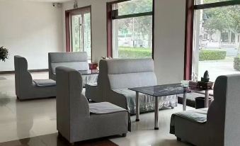 Wuqiang Yongtai Business Hotel
