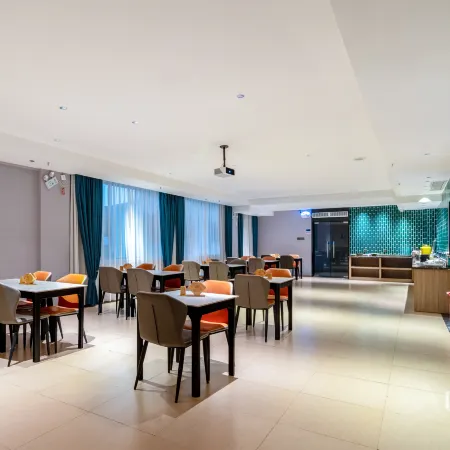 Jing Shikong E-sports Hotel (Shaodong High-speed Railway Station Branch, Shaoyang Avenue Branch)