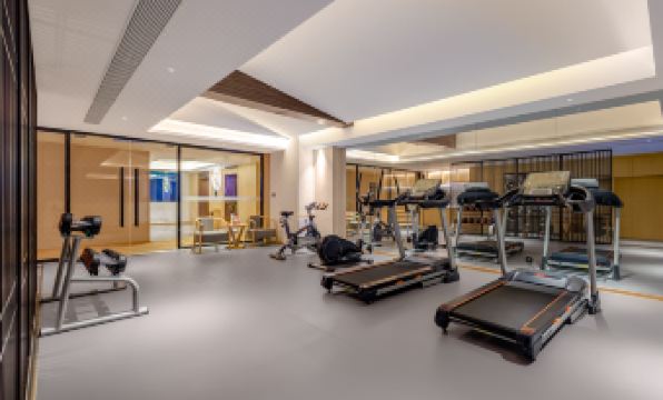 Urumqi County Jianguo HIDDEN Hotel (High-Speed Railway Station North Square Wanda)