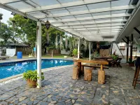 The Forest Hill  Cafe & Homestay