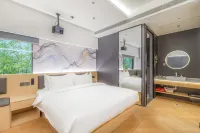 Jingji e-Sports Hotel (Tianjin Railway Station Wudadao Cultural Tourism Area Store)