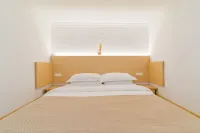 Yangshuo Yidushanshe (Yangshuo West Street Lijiang Shop)