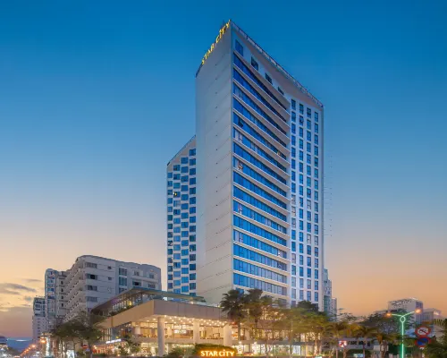 Starcity Bayfront Nha Trang Hotel Hotels near 2/4 Square