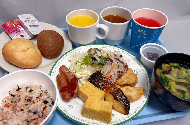 Toyoko Inn Hokkaido Sapporo-Eki Nishi-Guchi Hokudai Mae photo 3