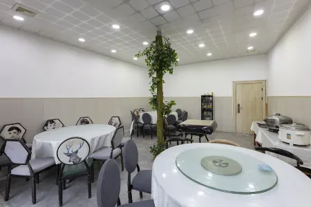 Shiyu Nanshe Hotel Отели рядом с достопримечательностью «Wolong Bridge»