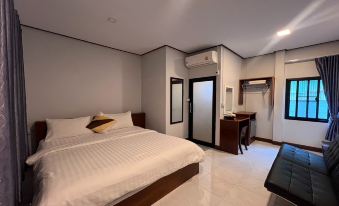 Lan Bua Resort