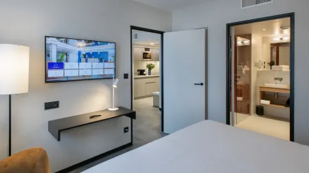 Sevenline Aparthotel - Work & Spa