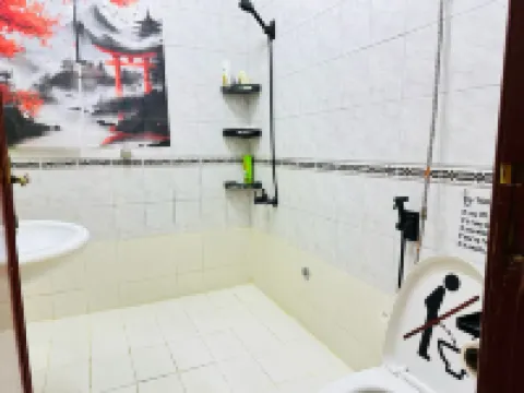 Su Casa hostel Hotels near Tahlia Street