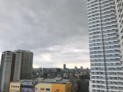 Staycation in Makati by Icon's Pad