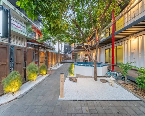 SHIN Hostel Changphuak ChiangMai Hotels near Wat Lokmolee