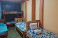 Larosa Hostel Puerto Princesa