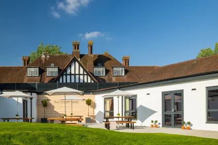 Holiday Inn London-Bexley Отели в г. Бекслихат