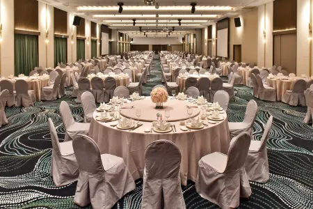 Holiday Inn Taoyuan Airport Отели рядом с Аэропорт Таоюань