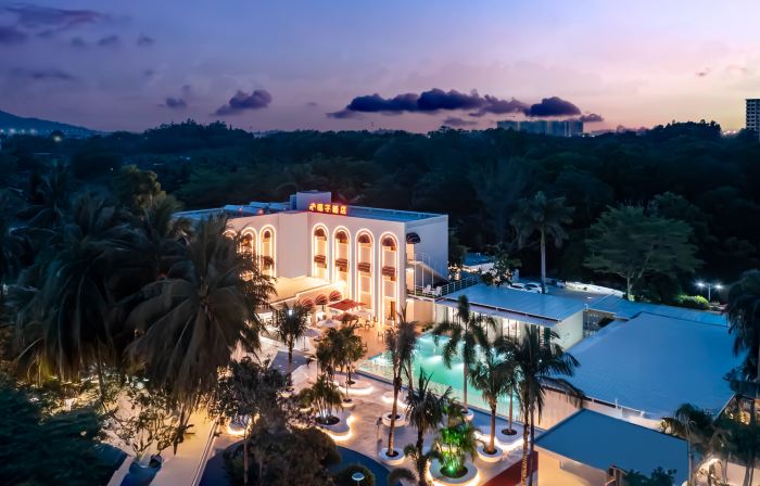 Coconut Resort Hotel