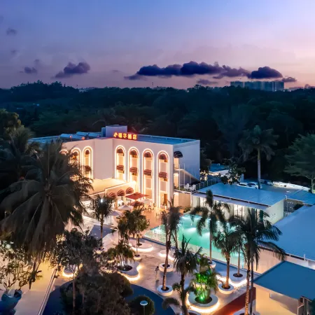 Coconut Resort Hotel