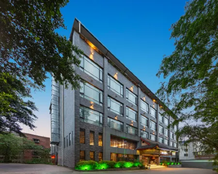 Licheng Bieyuan·Six Arts Hotels in Dazhou