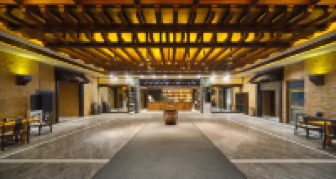 BanDe Hotel（Aletai Xuedu Airport Hotel）