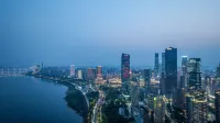 No.1391 Honggu Middle Blvd, Honggutan District, Nanchang, Jiangxi Province, China - Romantic