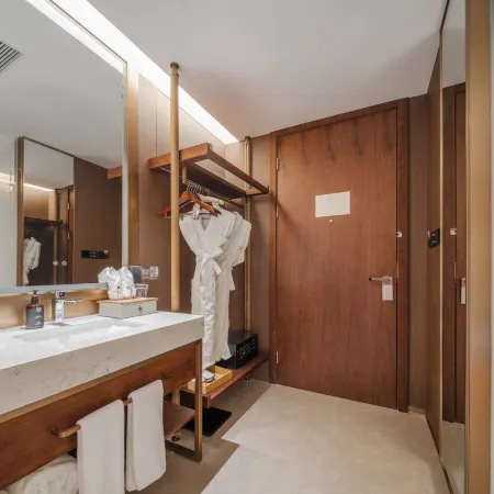 Huainan Shou Maison New Century Hotel