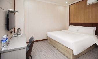 Qingmu Hotel (Changzhou Hongyang Plaza Jingchuan Park Branch)