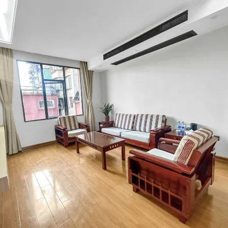 Jinri Business Hotel